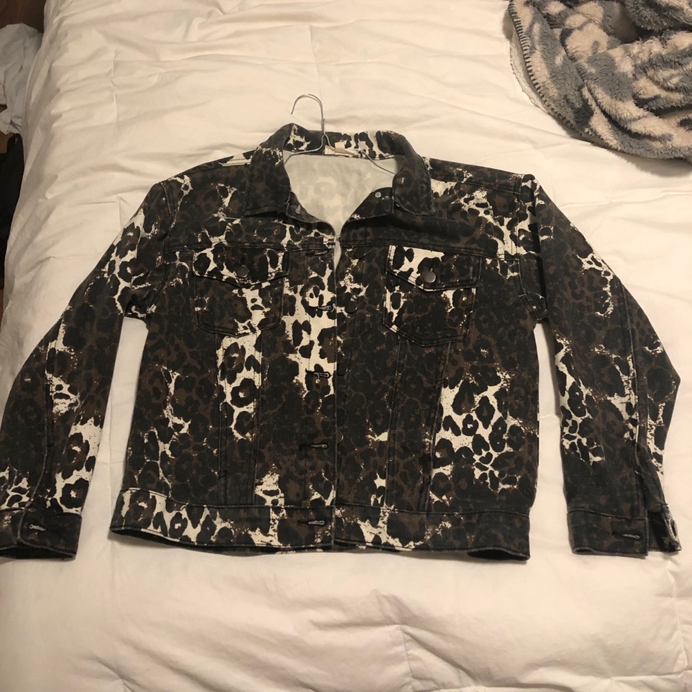 Promesa cheetah print jean jacket - Picture 3 of 7